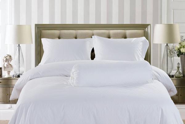 What is the Difference between Fitted and Flat Bed Sheets?